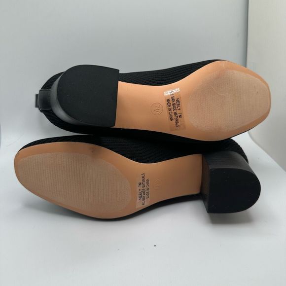 CUSHIONAIRE Women's Neely Stretch bootie +Memory Foam 7 BLACK - Picture 5 of 7